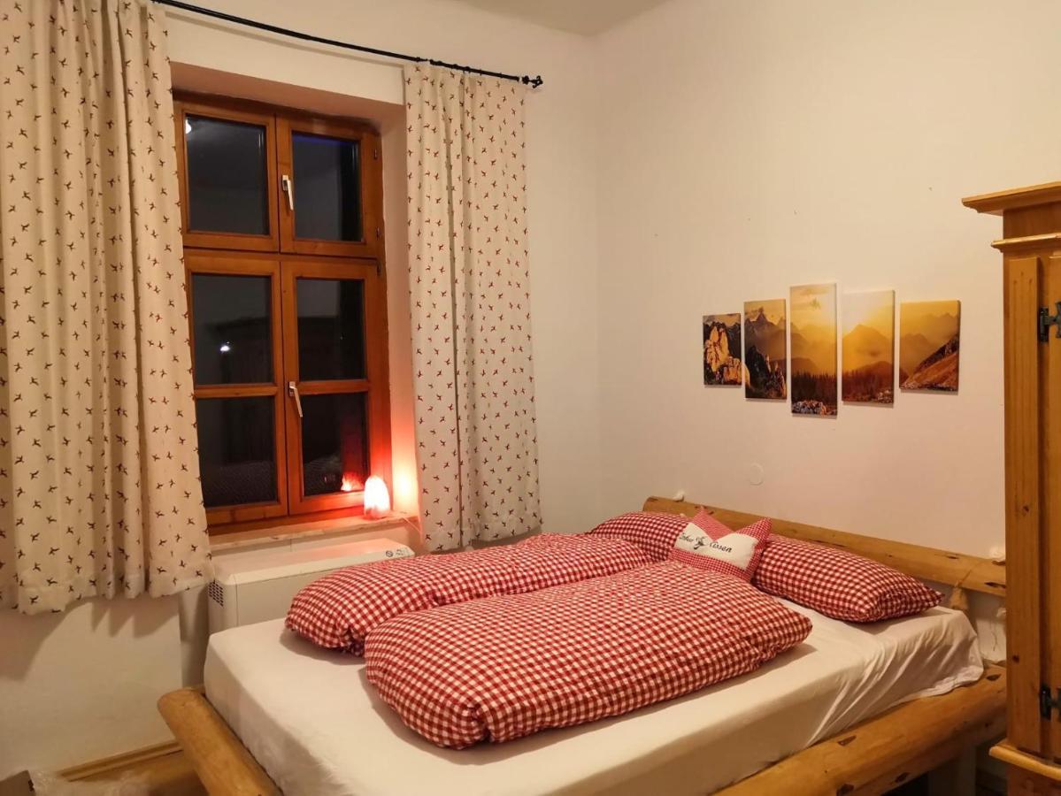 Ferienappartment Zum Gruenen Hirsch Bad Ischl Dış mekan fotoğraf